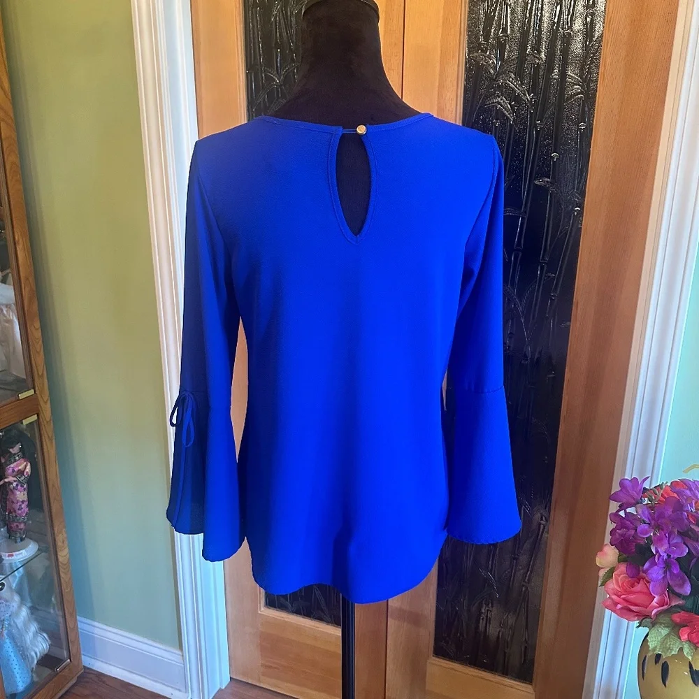Lodys Royal Blue Blouse with Flutter Sleeves Size Small